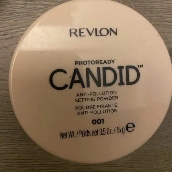 ⭐️Revlon Setting Powder⭐️ - Picture 3 of 3